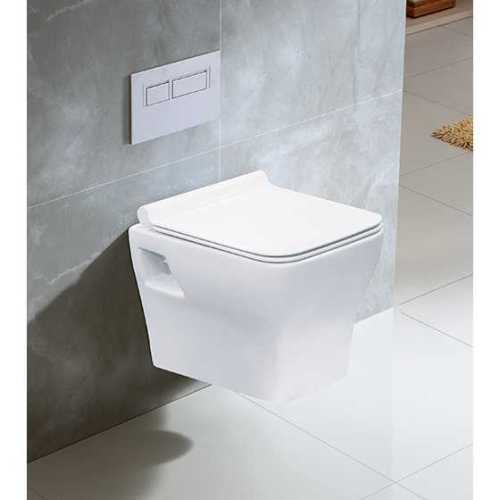 Wall-Hung Toilet with Slim UF Seat Cover