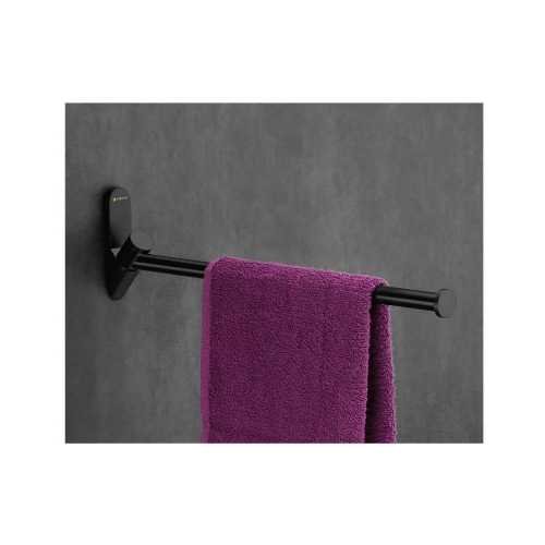 Movable towel bar